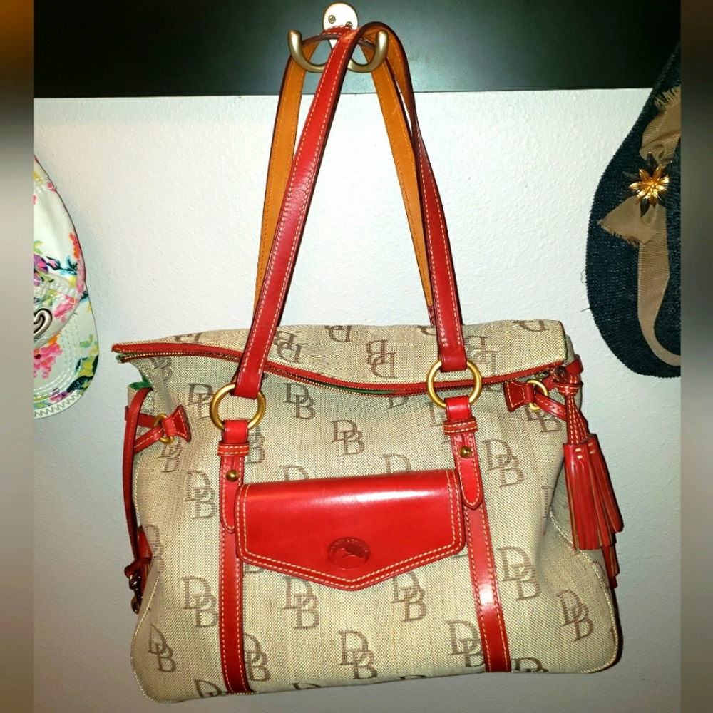 Dooney Bourke Shoulder bag
